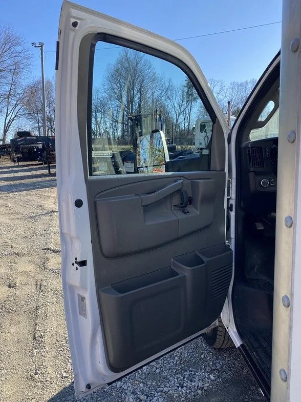 Used 2024 White Chevrolet Work Van image 9