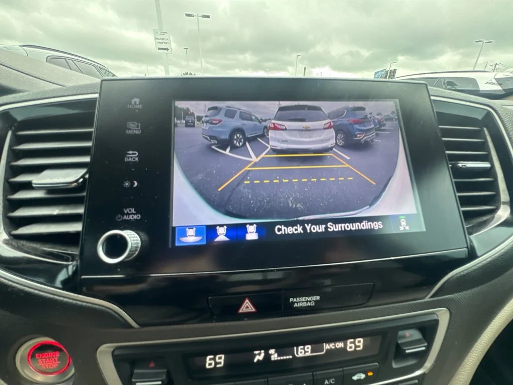 Used 2023 White Honda RTL-E image 18