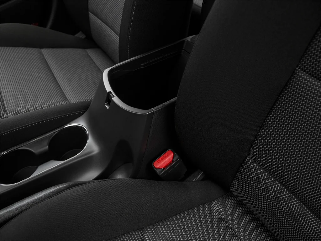 Used 2017 Silver Kia LX image 20
