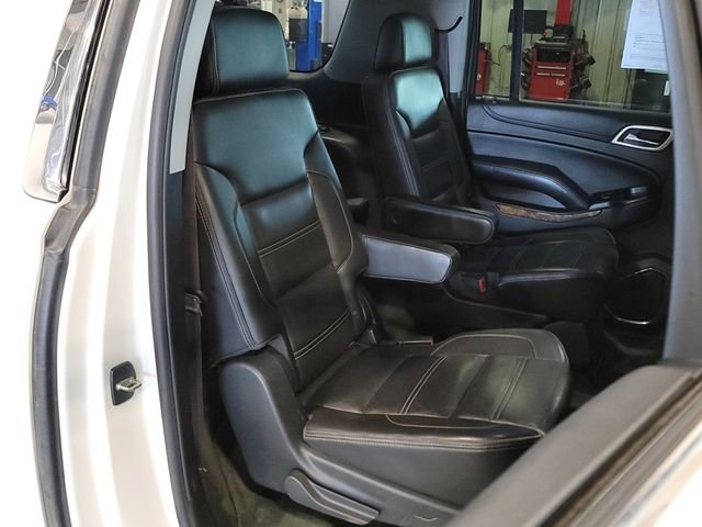 Used 2015 White Diamond Clearcoat GMC Denali image 22