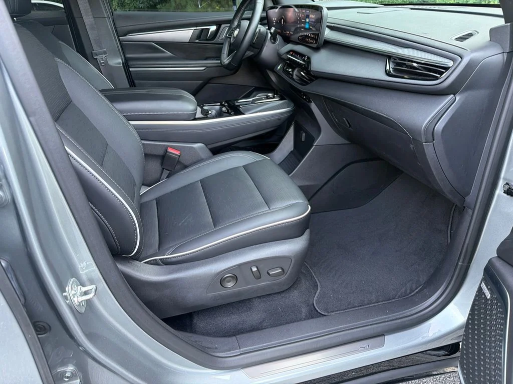 Used 2025 Gray Buick Sport Touring image 13