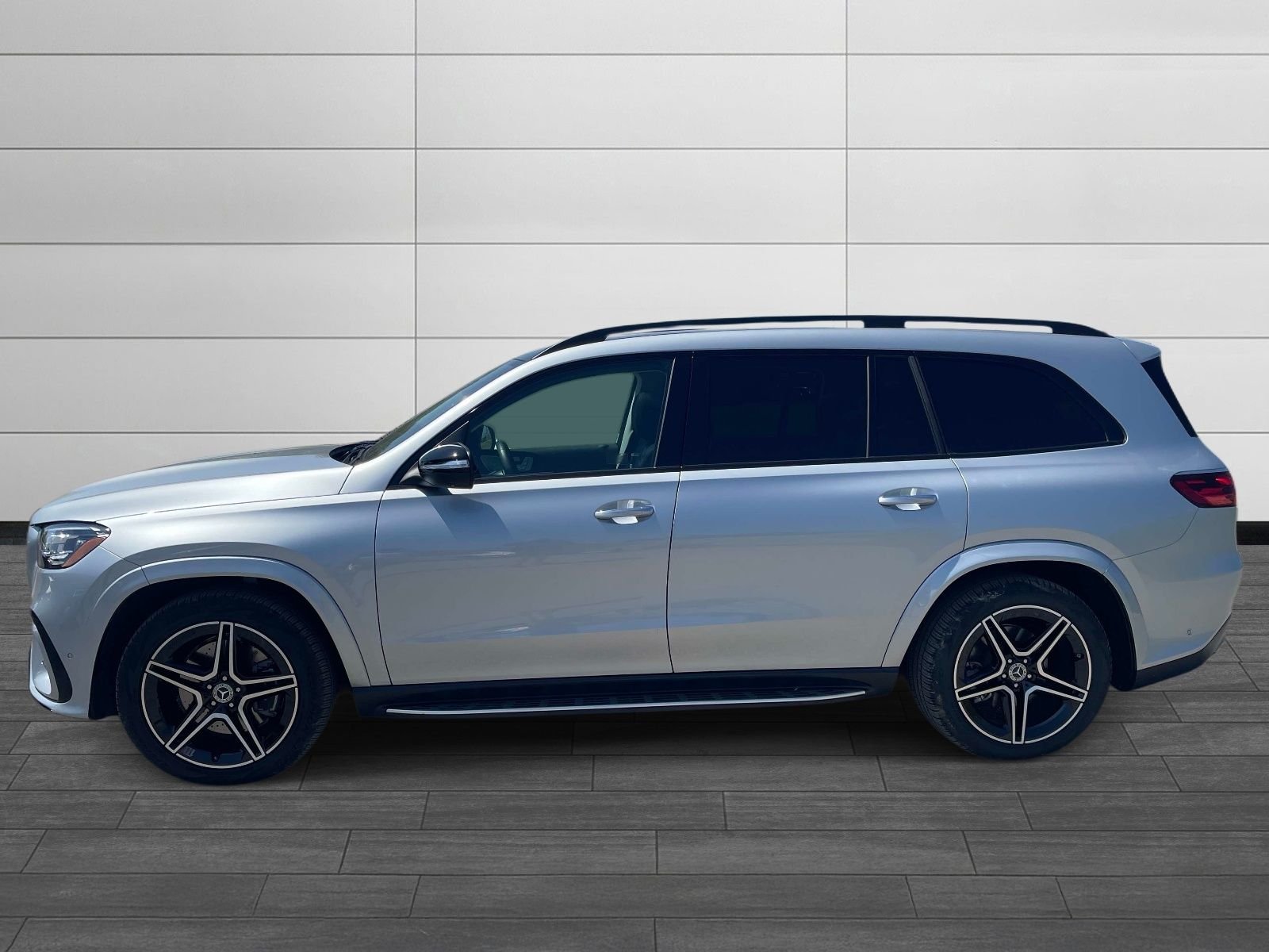 Used 2026 Cirrus Silver Metallic Mercedes-Benz GLS 450 image 6