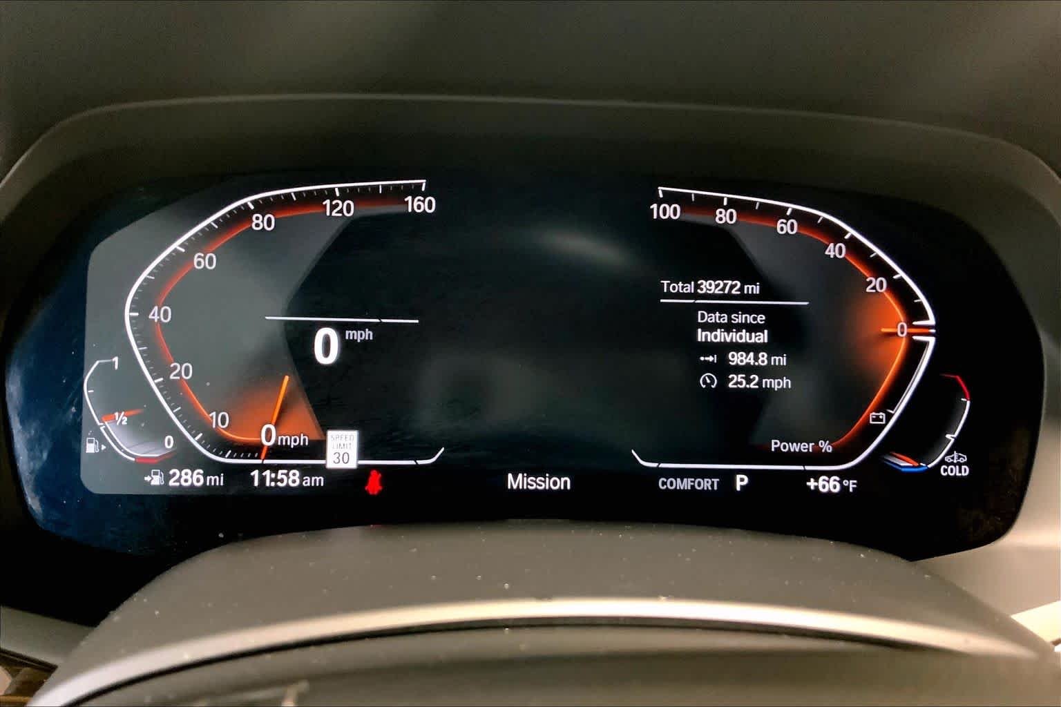 Used 2021 Flamenco Red Metallic BMW xDrive40i image 25