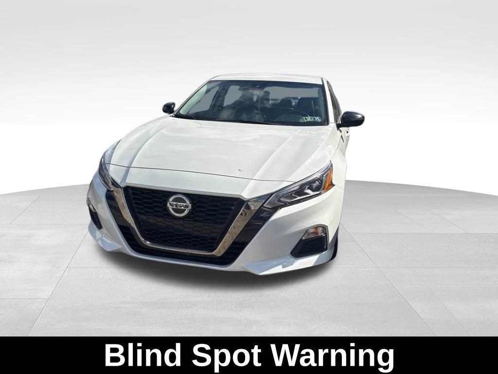 2022 Nissan Altima 2.5 SR photo 4