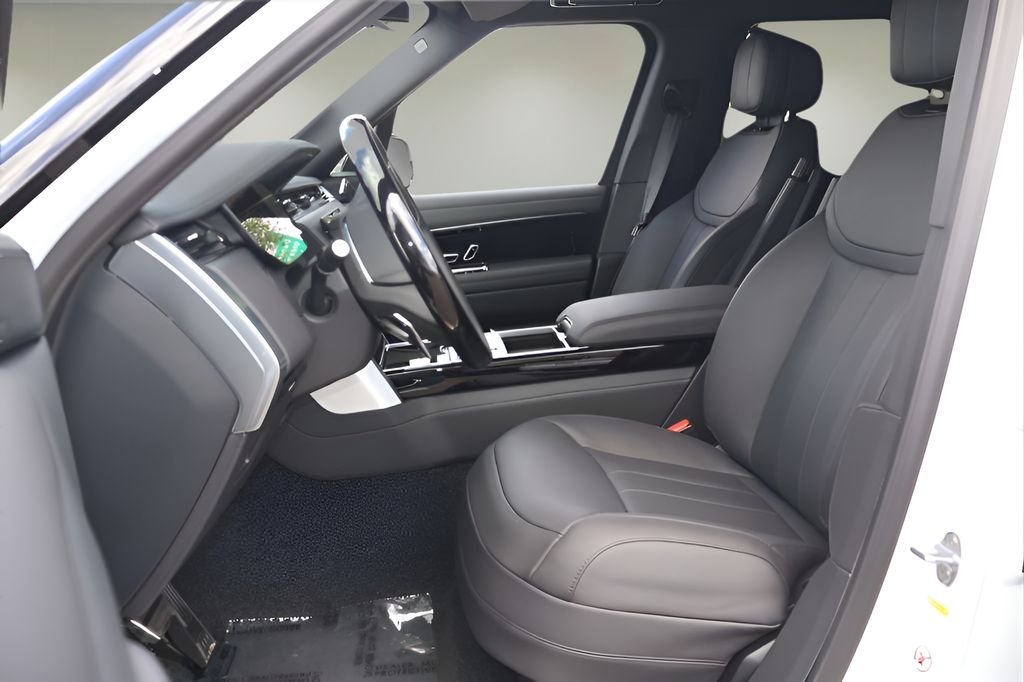 New 2026 Fuji White Land Rover SE image 11