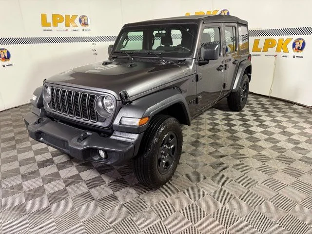 Used 2025 Crystal Metallic Jeep Sport image 12