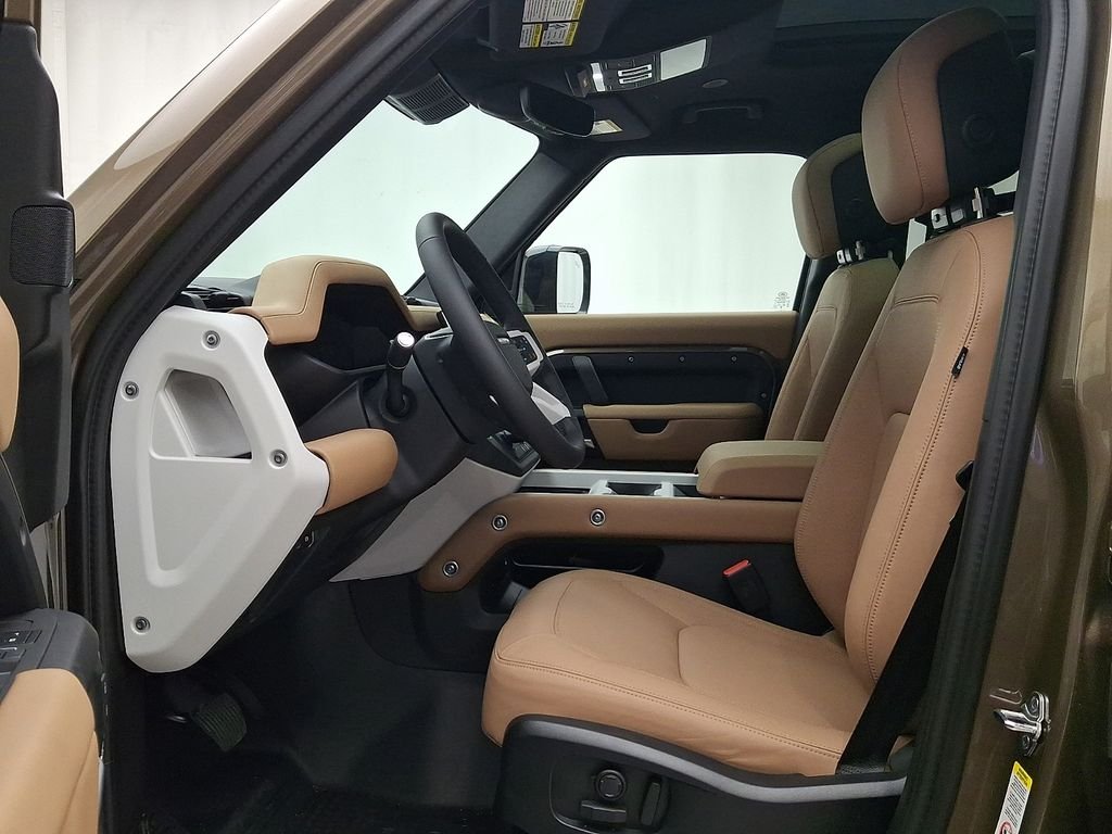 New 2026 Gondwana Stone Land Rover X-Dynamic SE image 9