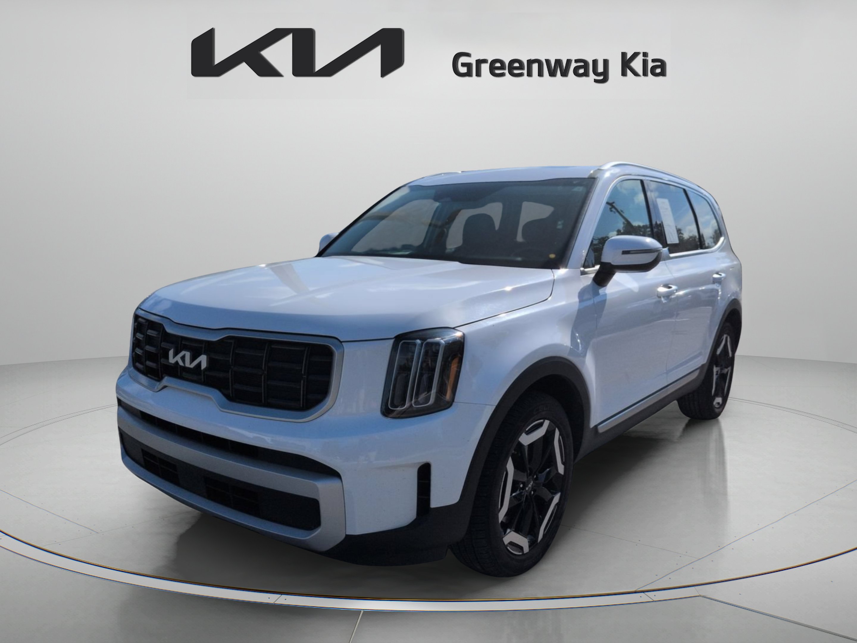 Certified Used 2025 Glacial White Pearl Kia S image 4