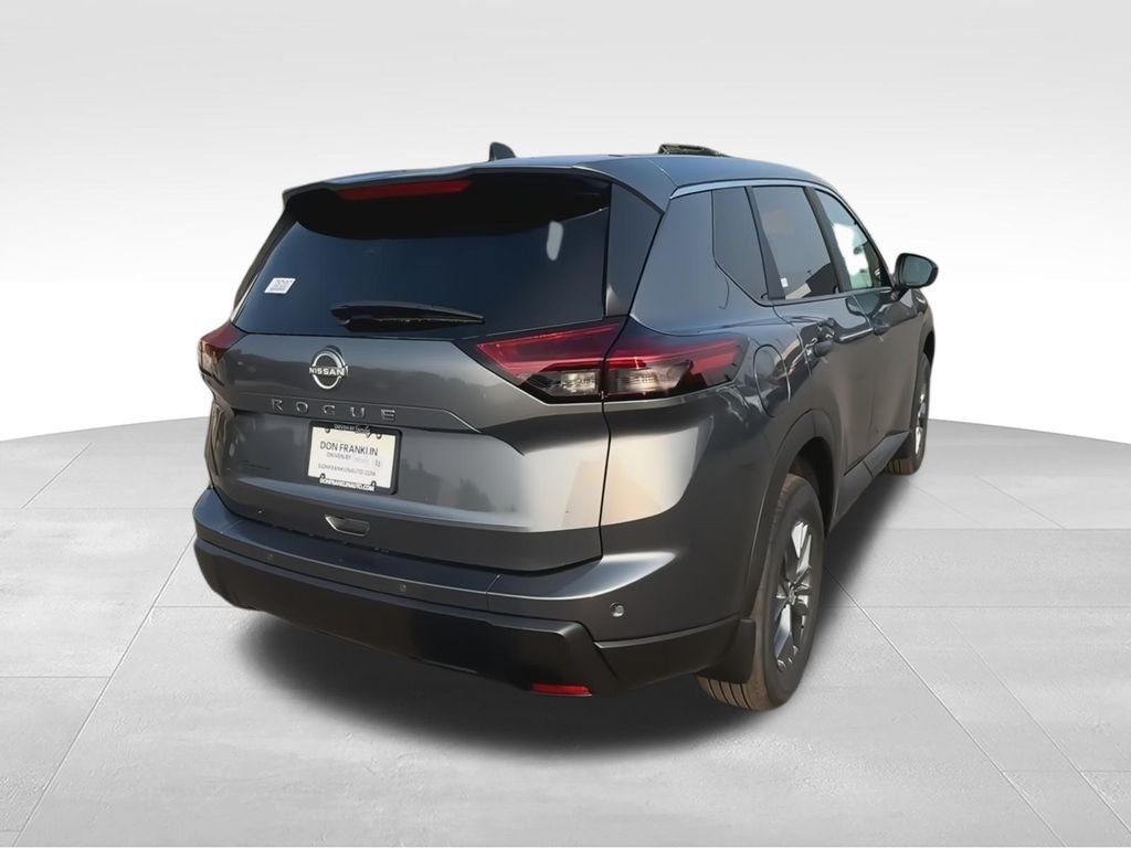2026 Nissan Rogue S - Photo 8