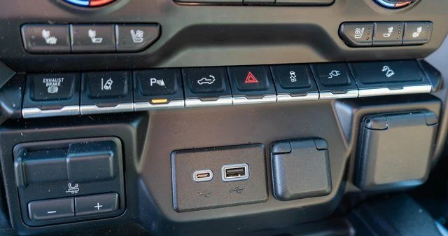 Used 2021 Black Chevrolet LTZ image 36
