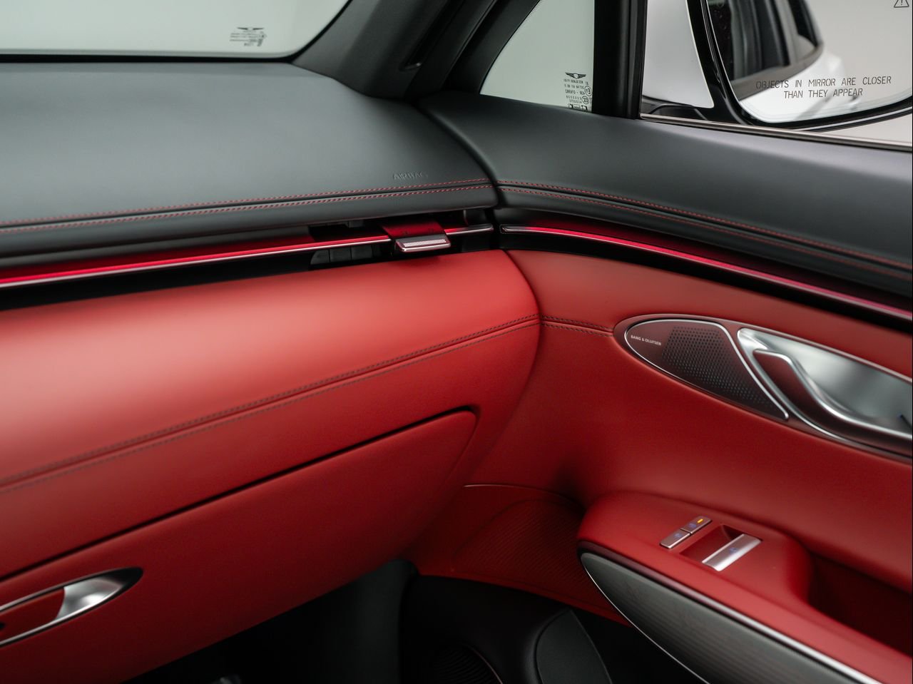 2026 GENESIS GV70 Sport Advanced - Photo 29