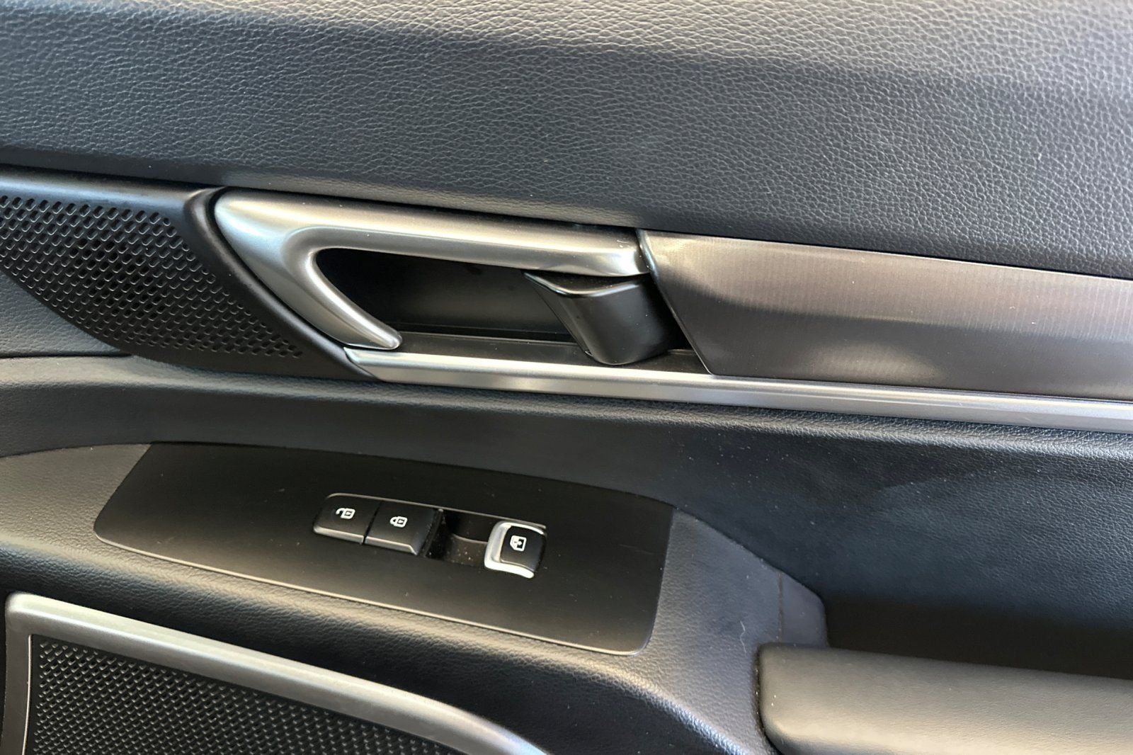 Used 2024 Gray Kia S image 18