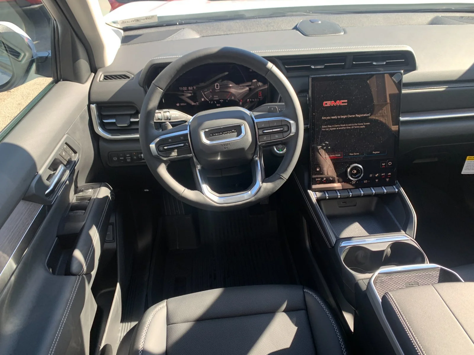 2027 GMC Terrain Denali - Photo 16