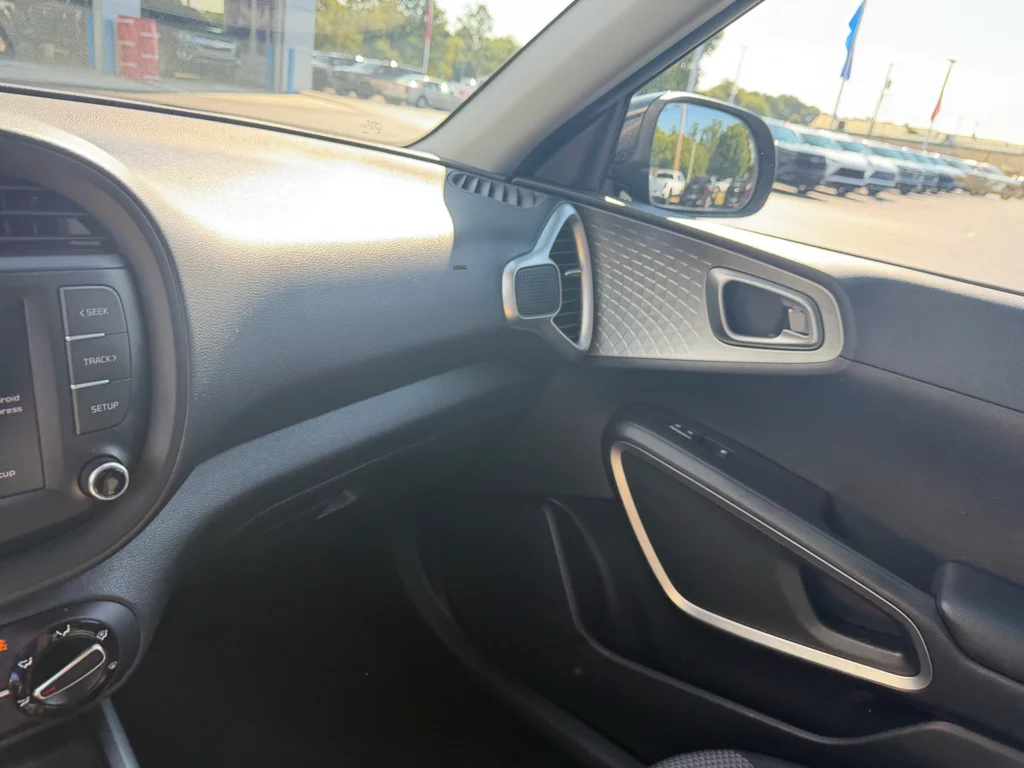 Used 2024 Black Kia LX image 8