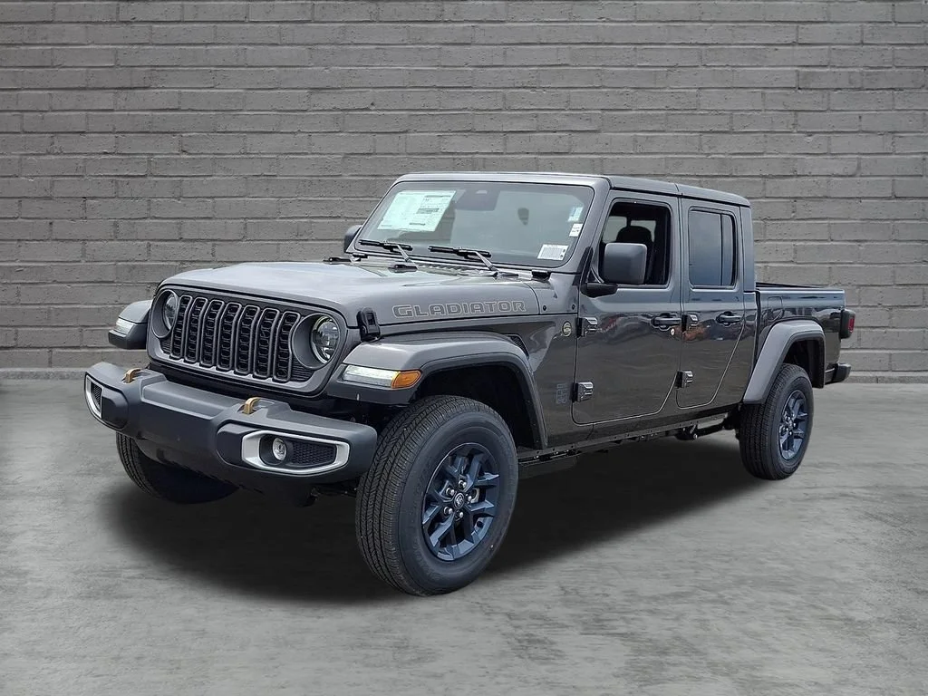 New 2026 Granite Crystal Metallic Clearcoat Jeep 85th Anniversary Edition image 4