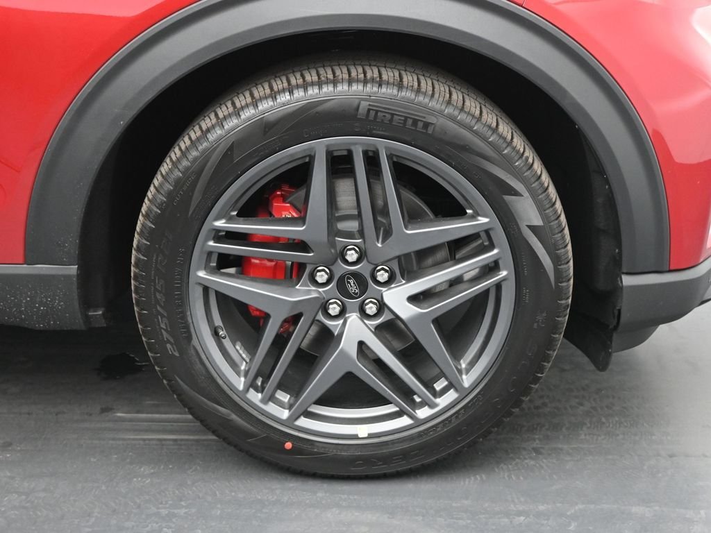 New 2026 Rapid Red Metallic Tinted Clearcoat Ford ST-Line image 23