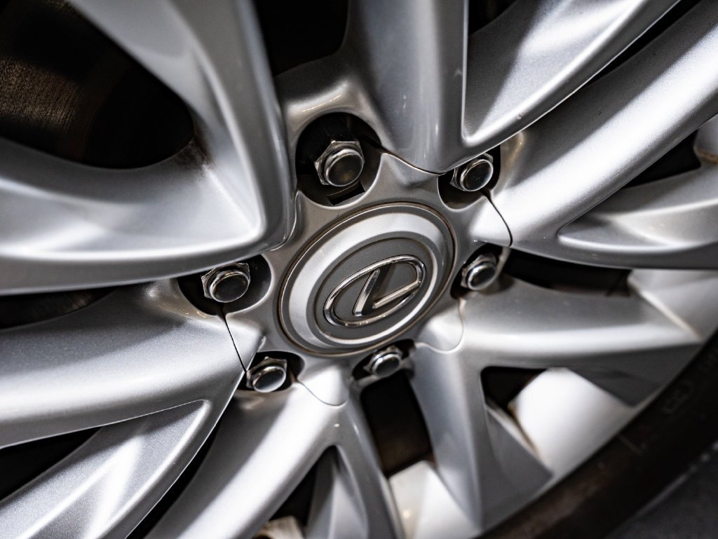Used 2021 Black Lexus 460 image 8