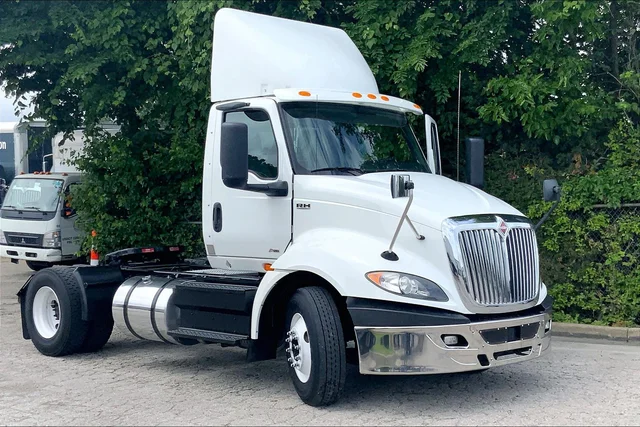 2019 International RH613 4x2 