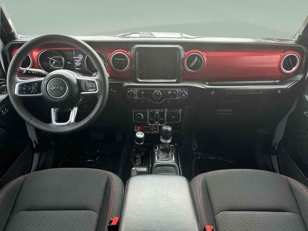 Used 2023 Silver Jeep Rubicon image 29