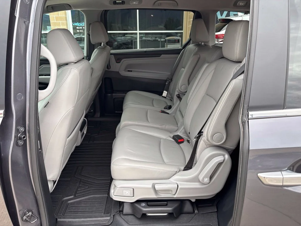 Used 2024 Gray Honda EX-L image 14