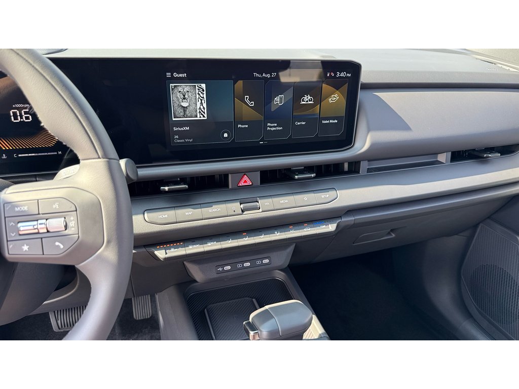 New 2027 Snow White Pearl / Black Roof Kia X-Line S image 15
