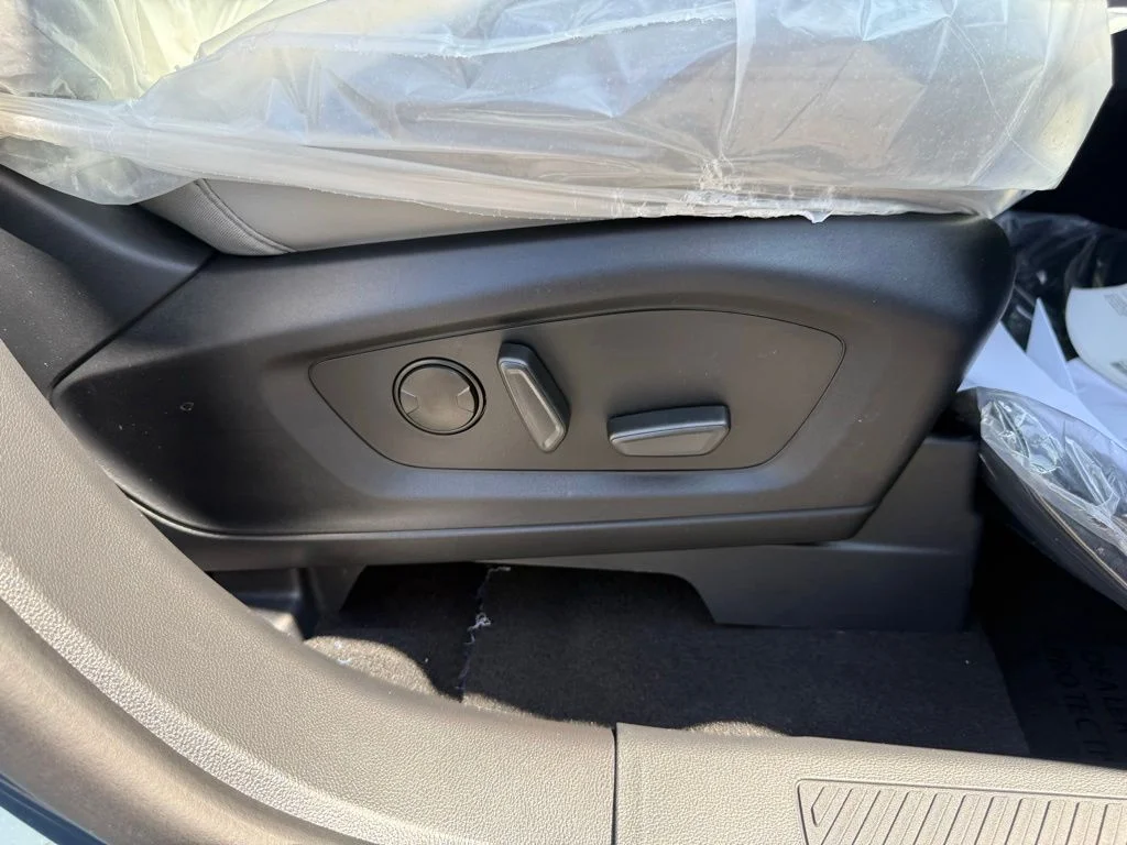 New 2026 Vapor Blue Metallic Ford Active image 56