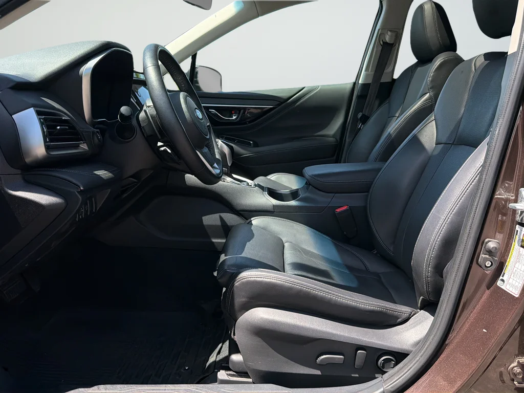 2021 Subaru Outback Limited - Photo 10