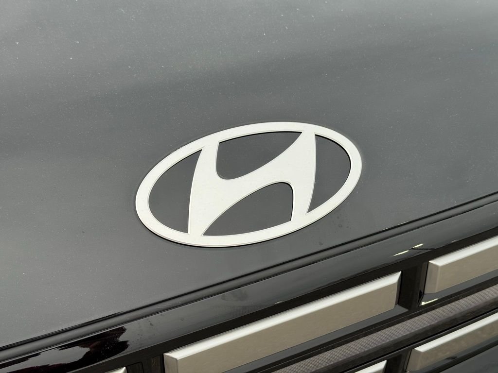 Certified Used 2026 Black Hyundai SE image 6