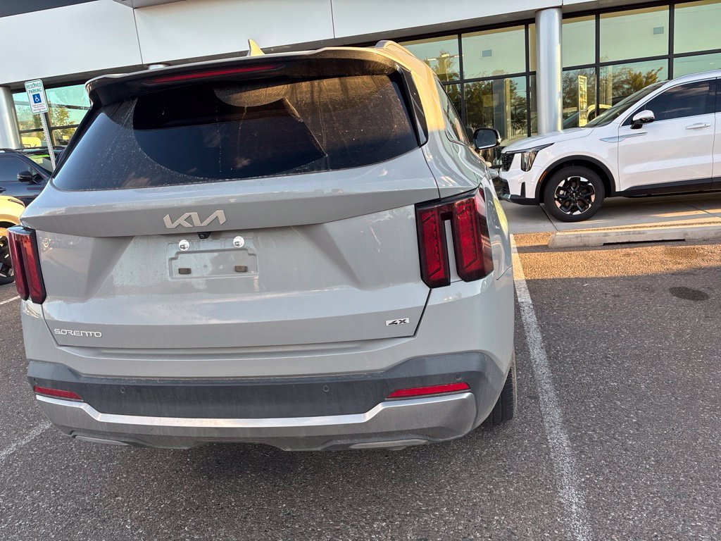 Used 2025 Gray Kia EX image 8