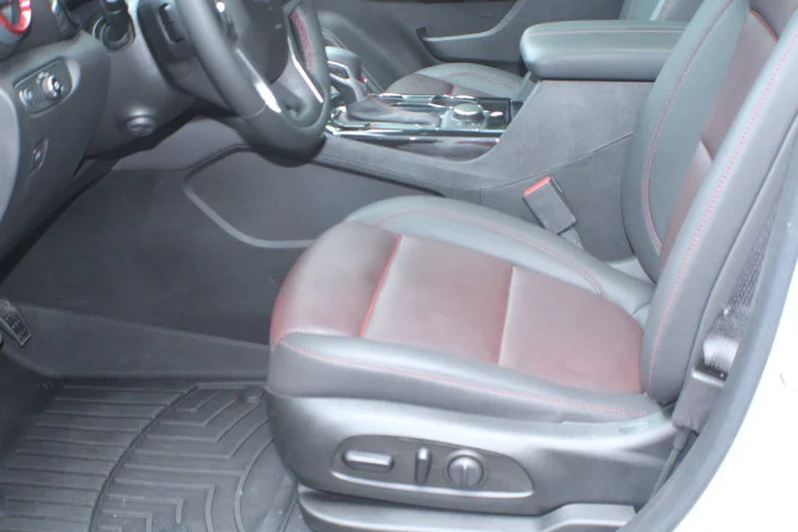 Used 2023 Iridescent Pearl Tricoat Chevrolet RS image 16