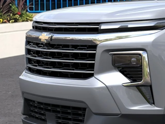 New 2027 Sterling Gray Metallic Chevrolet LT image 13