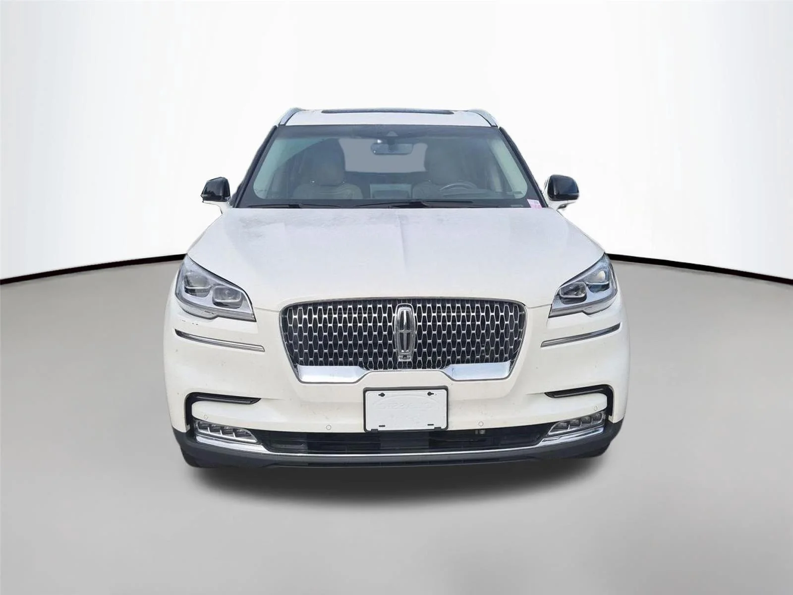 Used 2021 Pristine White Lincoln Reserve image 8