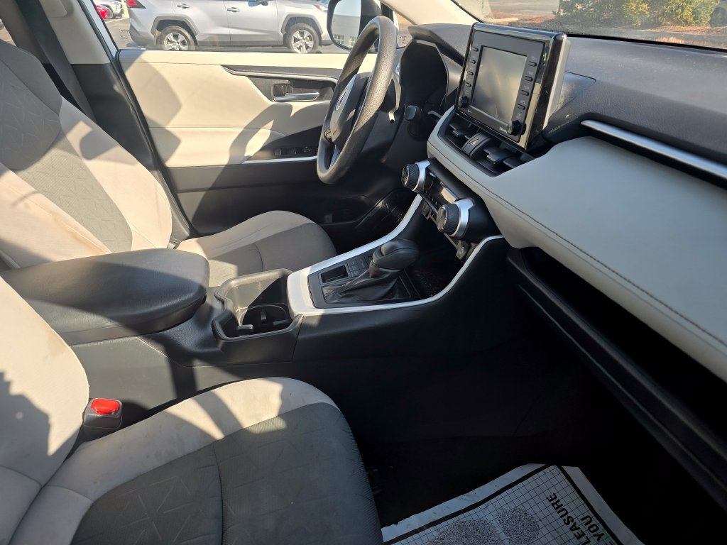 Certified Used 2022 White Toyota XLE image 13