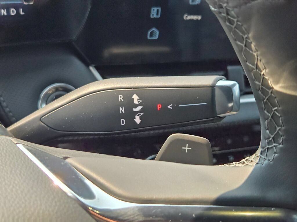 2027 Chevrolet Equinox LT - Photo 23