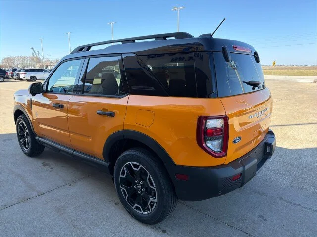 New 2026 Orange Fury Metallic Tri-Coat Ford Outer Banks® image 44