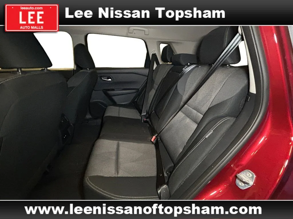 Used 2025 Scarlet Ember Tintcoat Nissan SV image 14