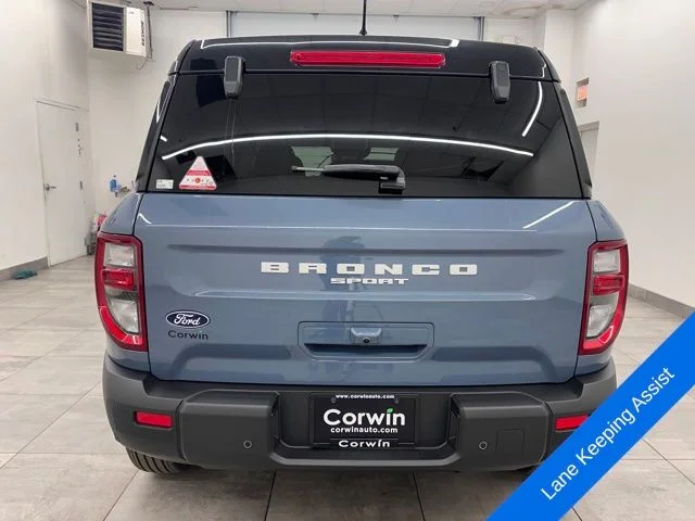 New 2026 Azure Gray Metallic Tri-Coat Ford Outer Banks® image 4