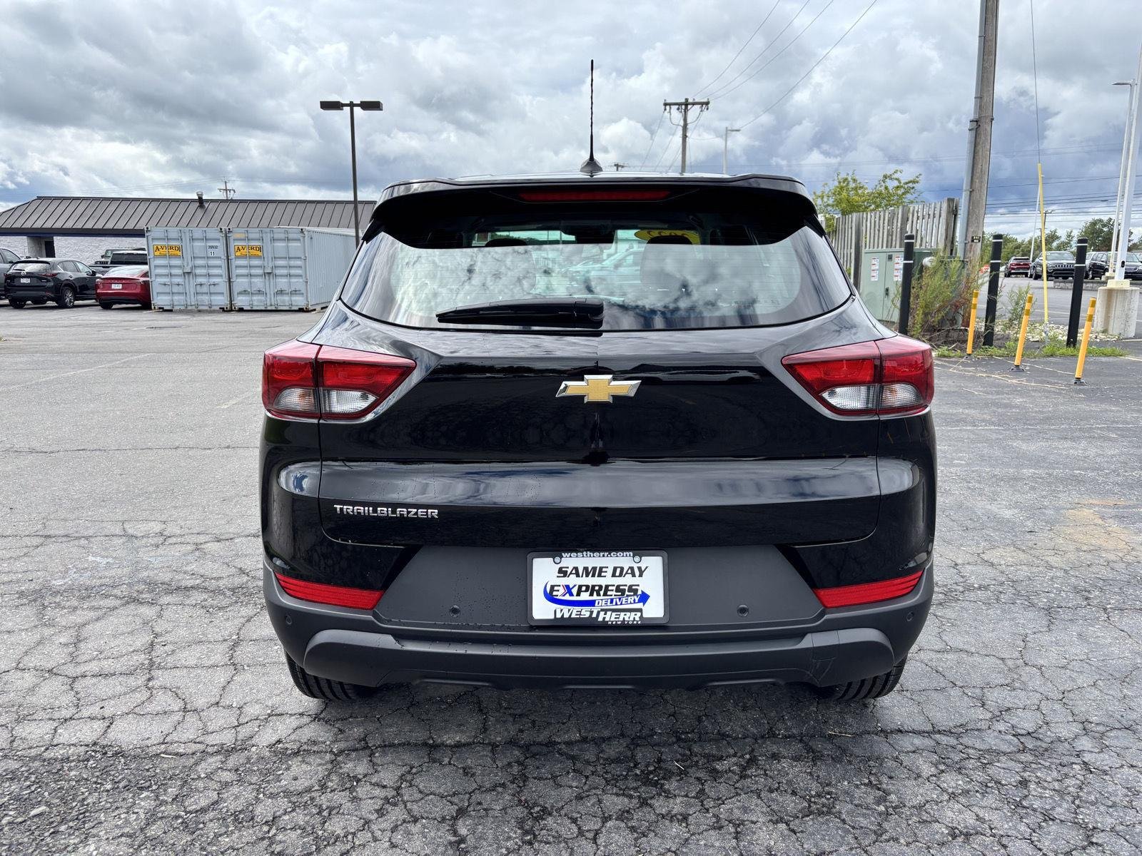 Used 2022 Mosaic Black Metallic Chevrolet LS image 6