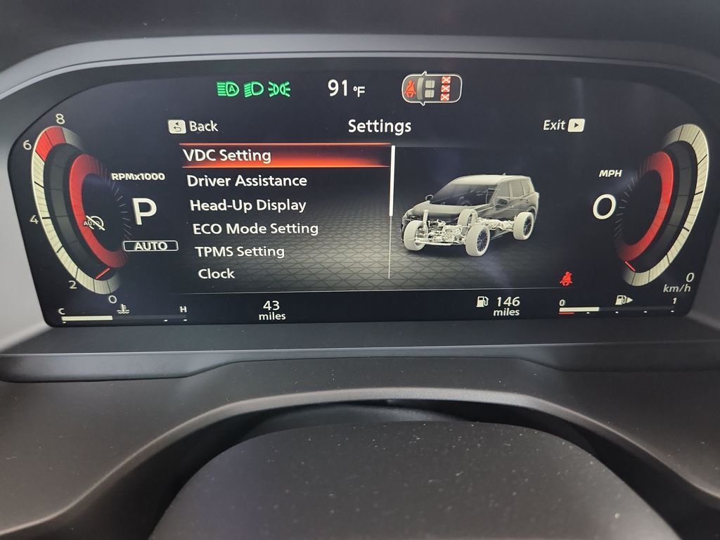 New 2026 Everest White Pearl TriCoat / Super Black Two-tone Nissan Platinum AWD image 22