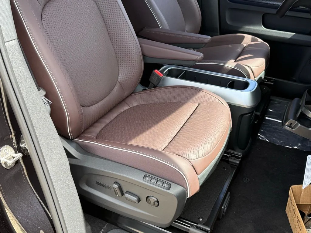2025 Volkswagen ID. Buzz Pro S - Photo 25