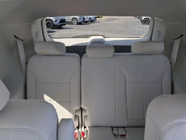 New 2027 Iridescent White Tricoat Buick Avenir image 16