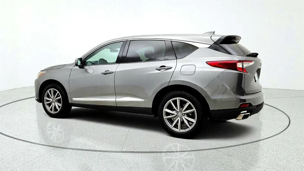 Used 2023 Liquid Carbon Metallic Acura FWD w/Technology Package image 7
