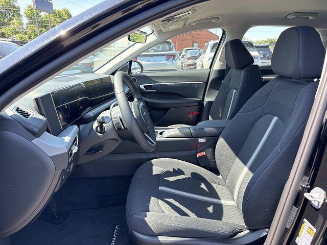 New 2026 Black Hyundai SEL Sport image 13