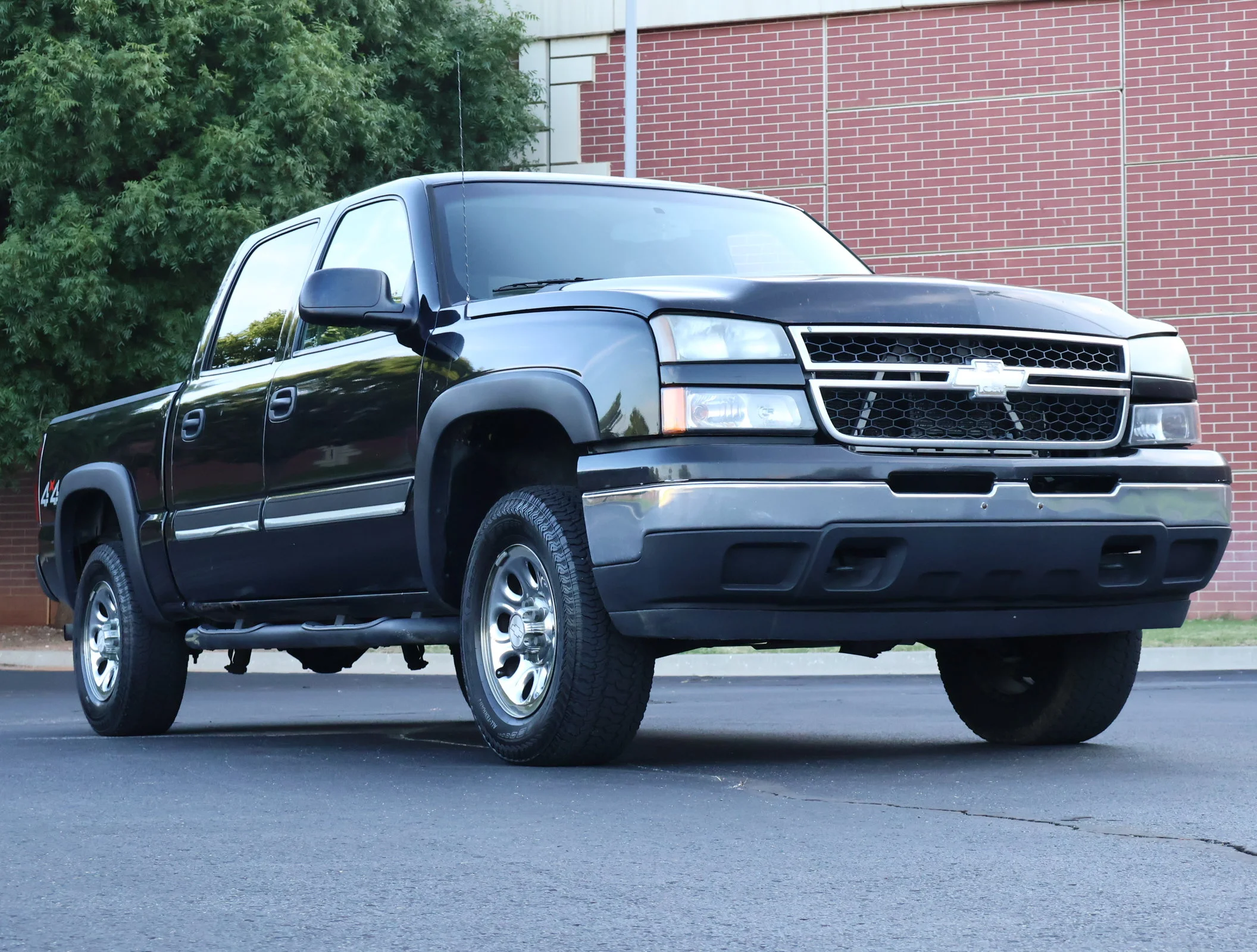 Used 2007 Black Chevrolet LS image 1