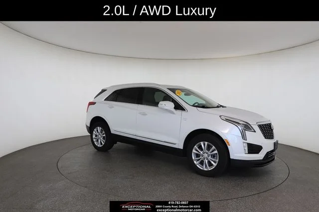 Used 2022 White Cadillac Luxury image 26
