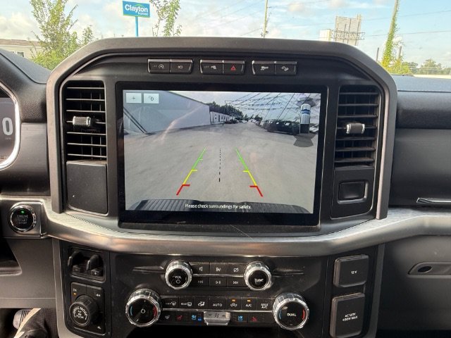 Used 2022 White Ford LARIAT image 18