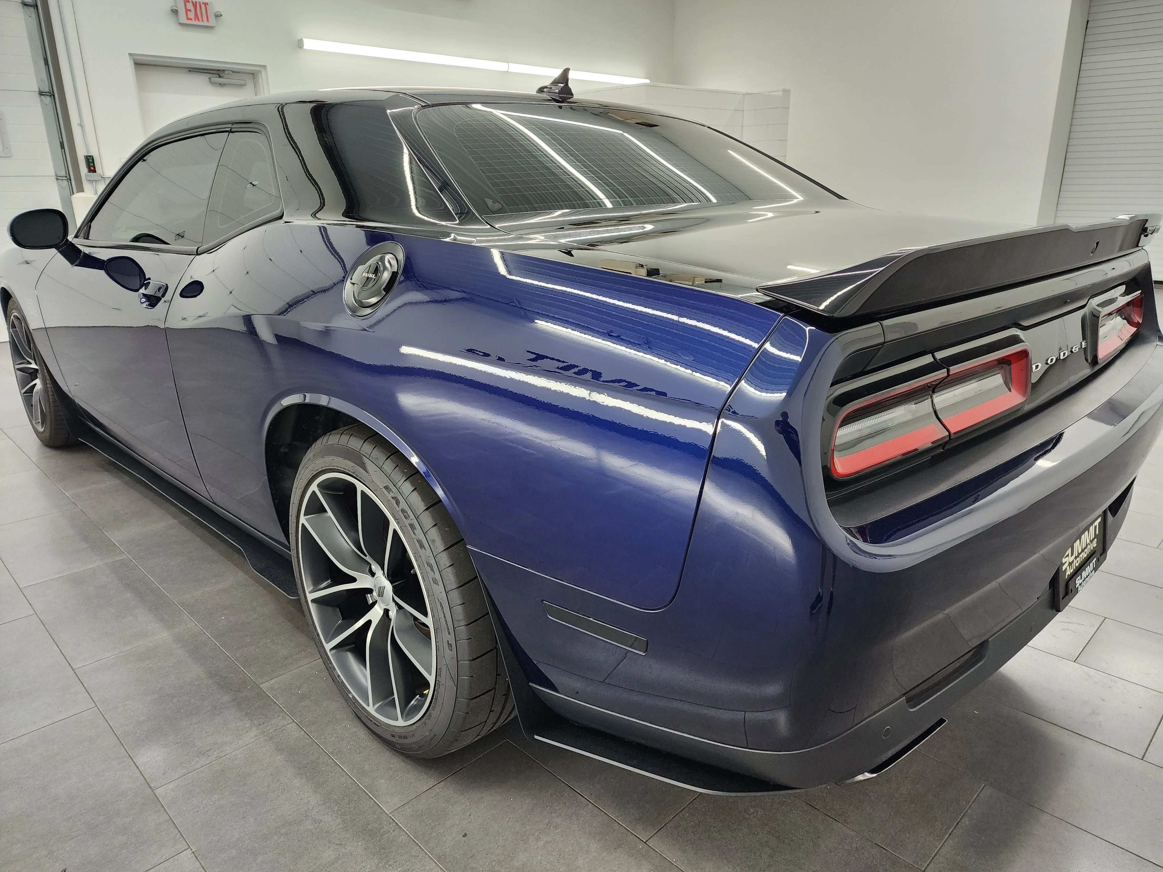 Used 2017 Contusion Blue Pearlcoat Dodge R/T image 6