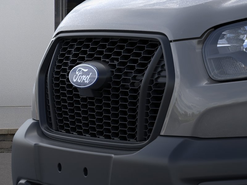 New 2026 Carbonized Gray Metallic Ford  image 17