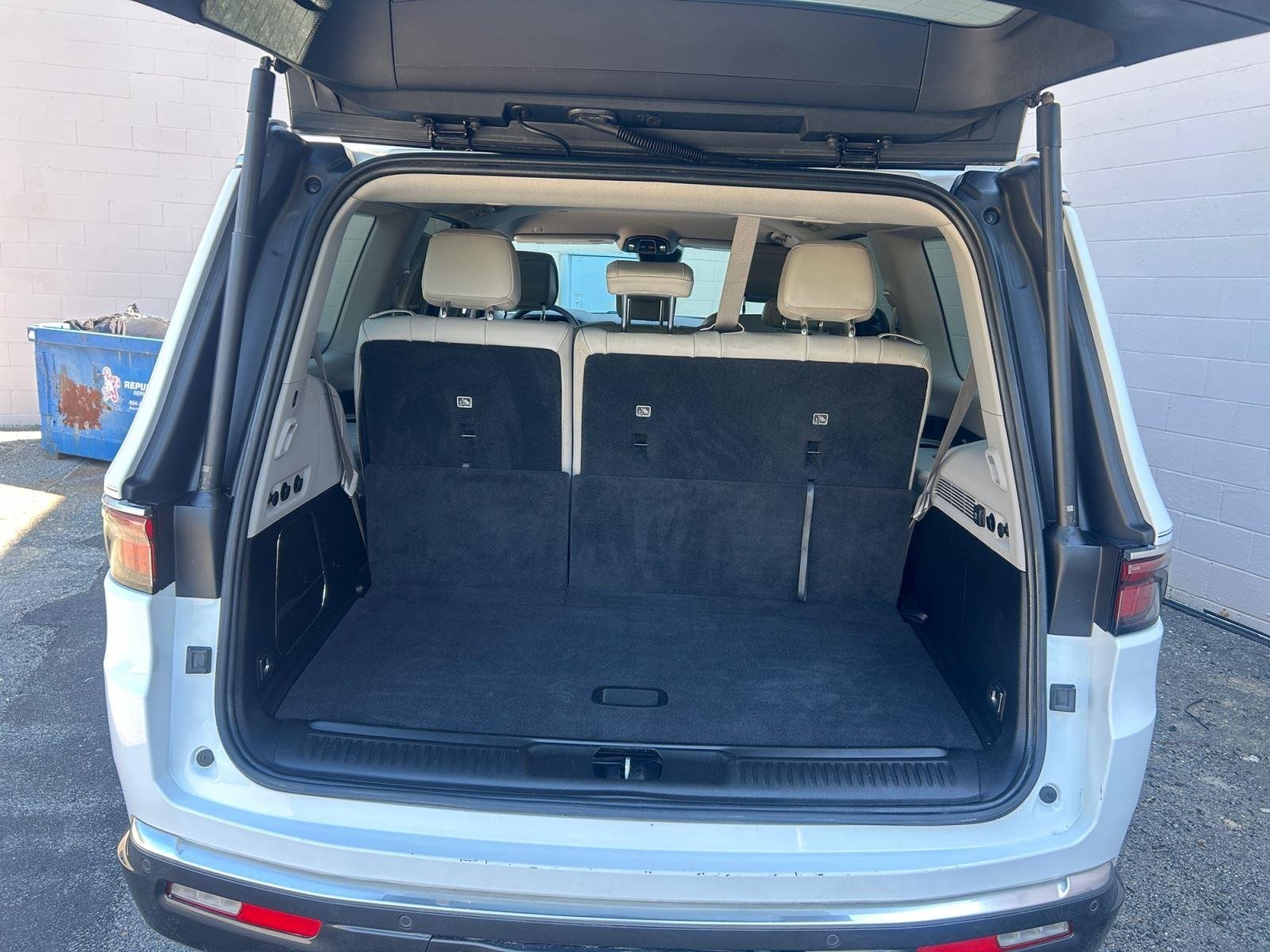 Used 2022 Bright White Clearcoat Jeep Series II image 16