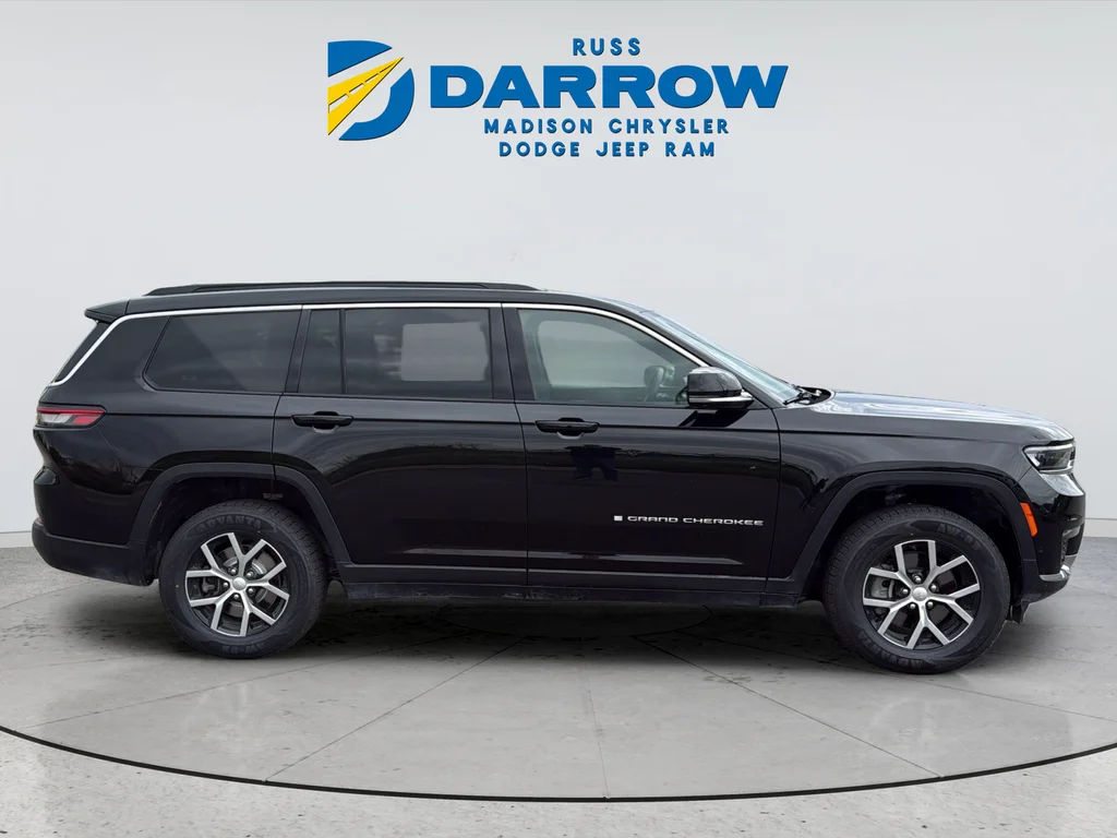 Used 2024 Black Jeep Limited image 6